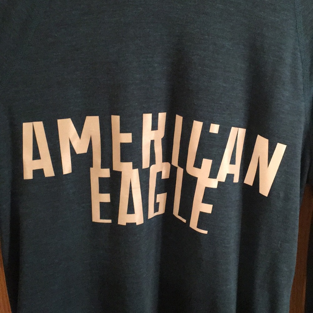 American Eagle Long Sleeve